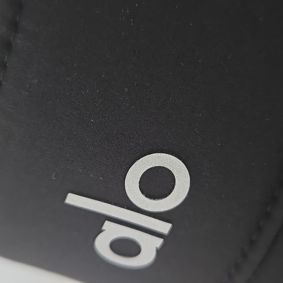 ALO Yoga Black Sports Visor - Picture 10 of 10